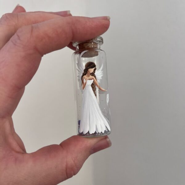 Amulet Artofsoul|Pro štěstí a ochranu fialový s vážkou 1