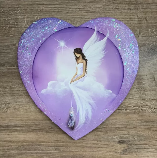 Andělský obraz ve tvaru srdce s minerálem | Důvěřuji své intuici | 29 cm