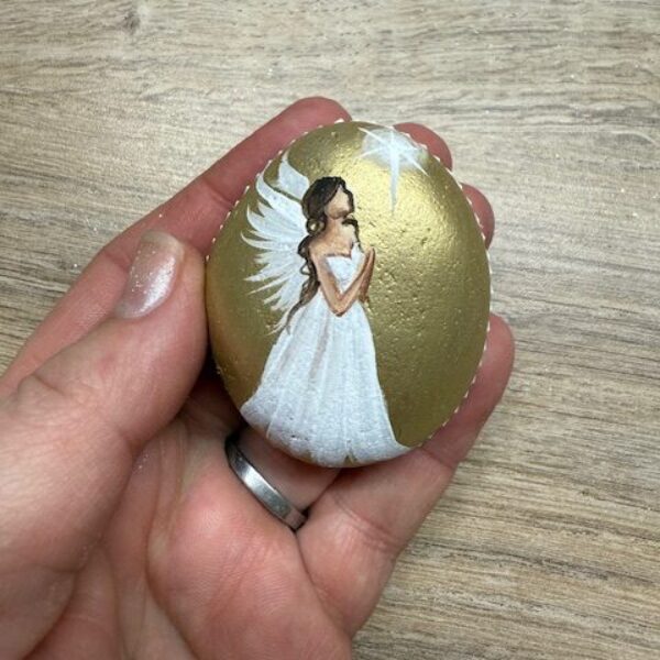 Andělský ručně a s láskou malovaný kamínek pro štěstí a ochranu | 1