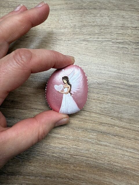 Andělský ručně a s láskou malovaný kamínek pro štěstí a ochranu | 12