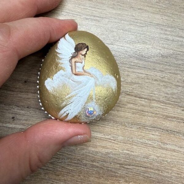Andělský ručně a s láskou malovaný kamínek  pro štěstí a ochranu | 5 | s kamenem Swarovski