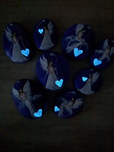 Andělská sada kamínků pro štěstí a ochranu svítící ve tmě | Jsi mým světlem a já tvým | 2 ks č.3 - Obrázek 2