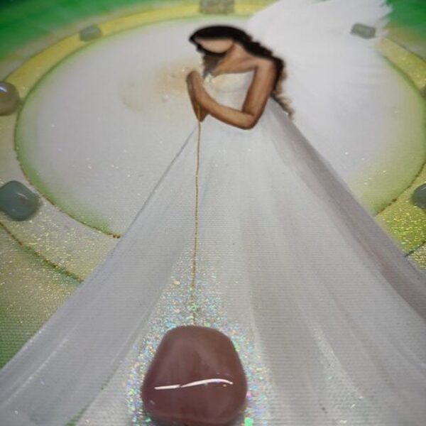 Andělský léčivý a ochranný obraz s růženínem, akvamaríny a křišťály  | Strážce tvého srdce | 40x40 cm.