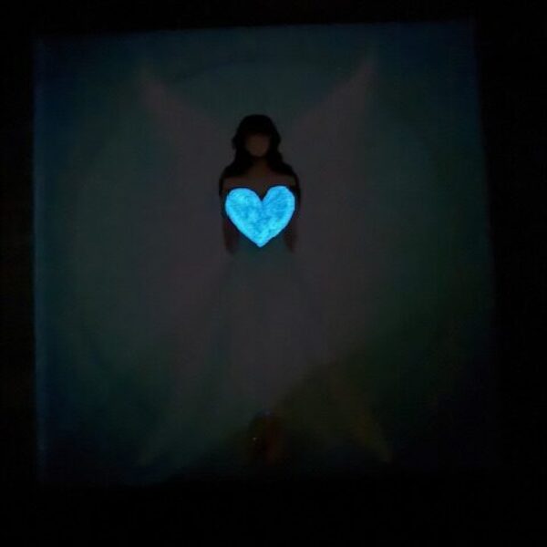 Andělský obraz s křišťálem  | Nechť tvé srdce září | 20x20 cm svítí ve tmě