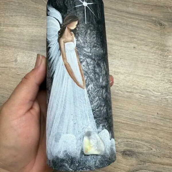 Andělská, ochranná, ručně malovaná svíce se záměrem  | Příslib nových začátků | 16 cm 1