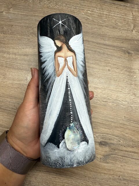 Andělská, ochranná, ručně malovaná svíce se záměrem | Příslib nových začátků | 20cm 3