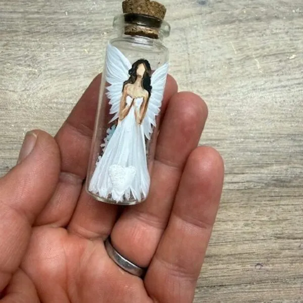 Andělský amulet plný světla a lásky od autorky Michaely Němcové 