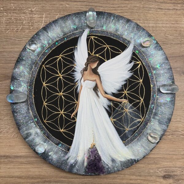 Andělský, velmi silný a ochranný obraz v energiích novoluní s ametystem a křišťály | Světlo, které nikdy nezmizelo 2 | 30 cm Svítí ve tmě