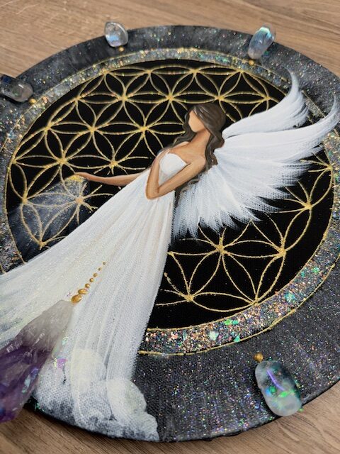 Andělský, velmi silný a ochranný obraz v energiích novoluní s ametystem a křišťály | Světlo, které nikdy nezmizelo | 30 cm Svítí ve tmě - Obrázek 5