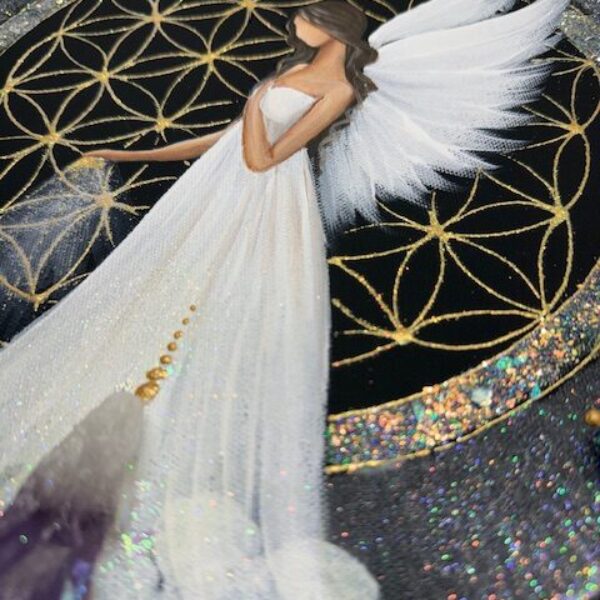 Andělský, velmi silný a ochranný obraz v energiích novoluní s ametystem a křišťály | Světlo, které nikdy nezmizelo | 30 cm Svítí ve tmě