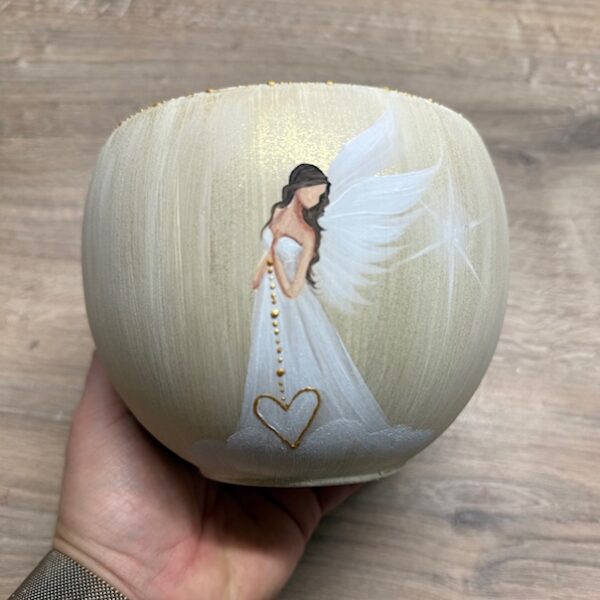 Andělský ručně malovaný obal na květiny | Dotek ticha | horní průměr 11 cm | Vanilkový