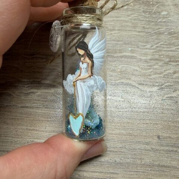 Andělský, ručně malovaný ochranný amulet s larimarem | 9