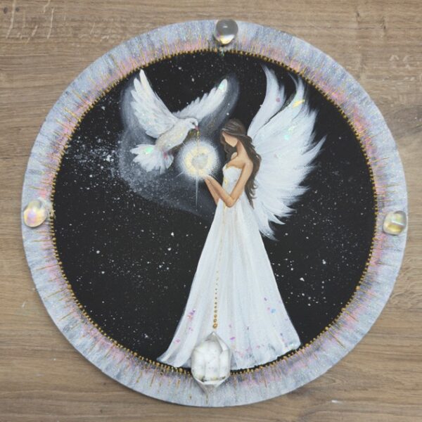 Andělský, velmi silný a ochranný obraz v energiích novoluní s poselstvím do nové etapy | Děj se vůle Boží | Křišťál | 30 cm Září ve tmě