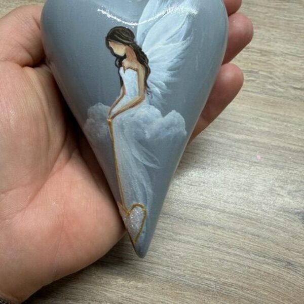 Andělské ručně malované keramické srdíčko | Srdce plné lásky | šedé 1